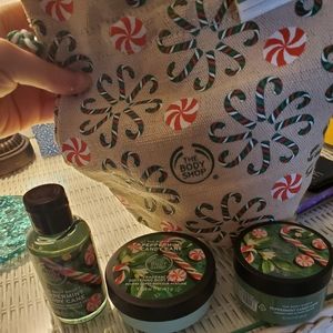 The Body Shop Peppermint Candy Cane gift set!!